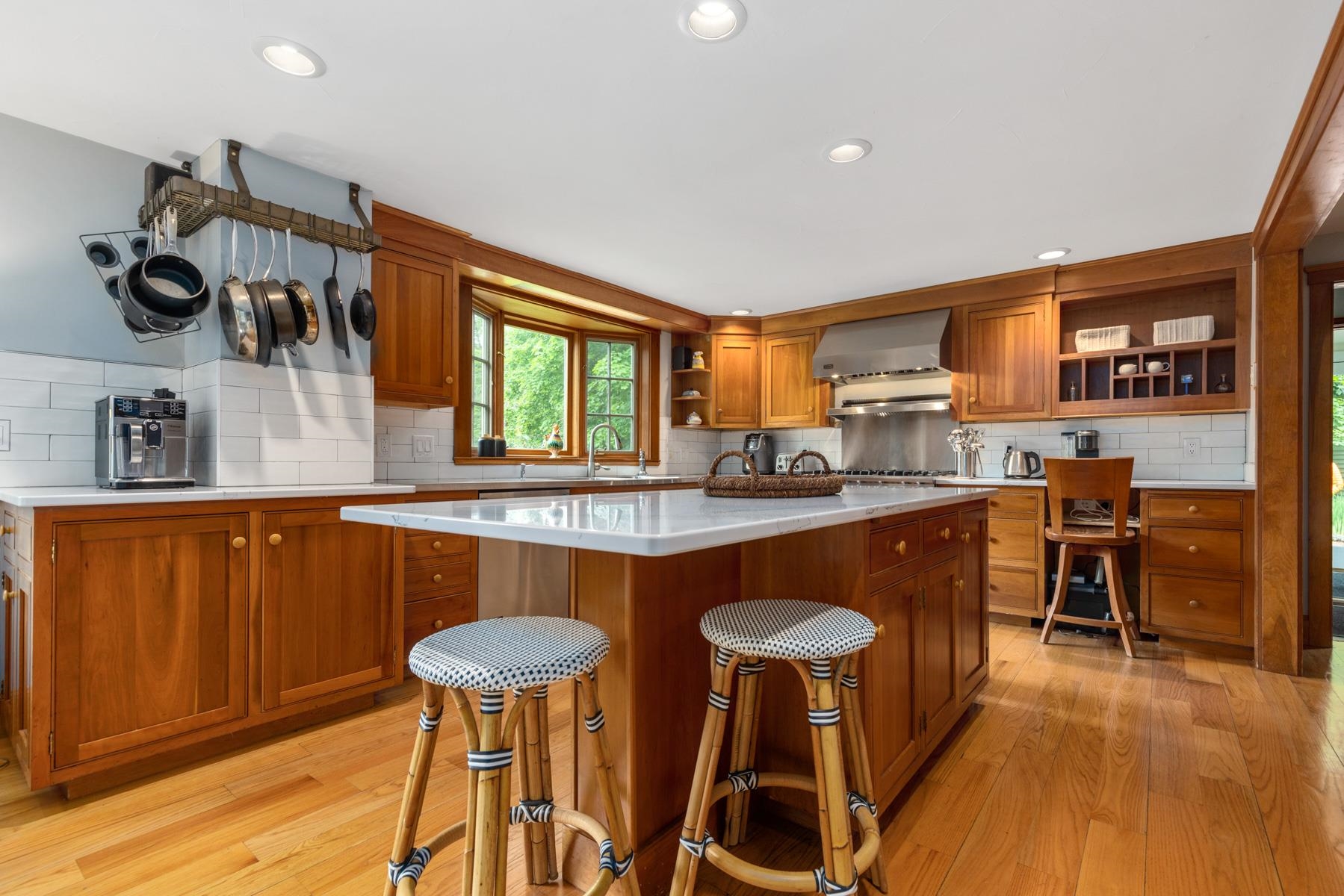 595 Washington Road Rye, NH 03870 - Photo 3 of 40