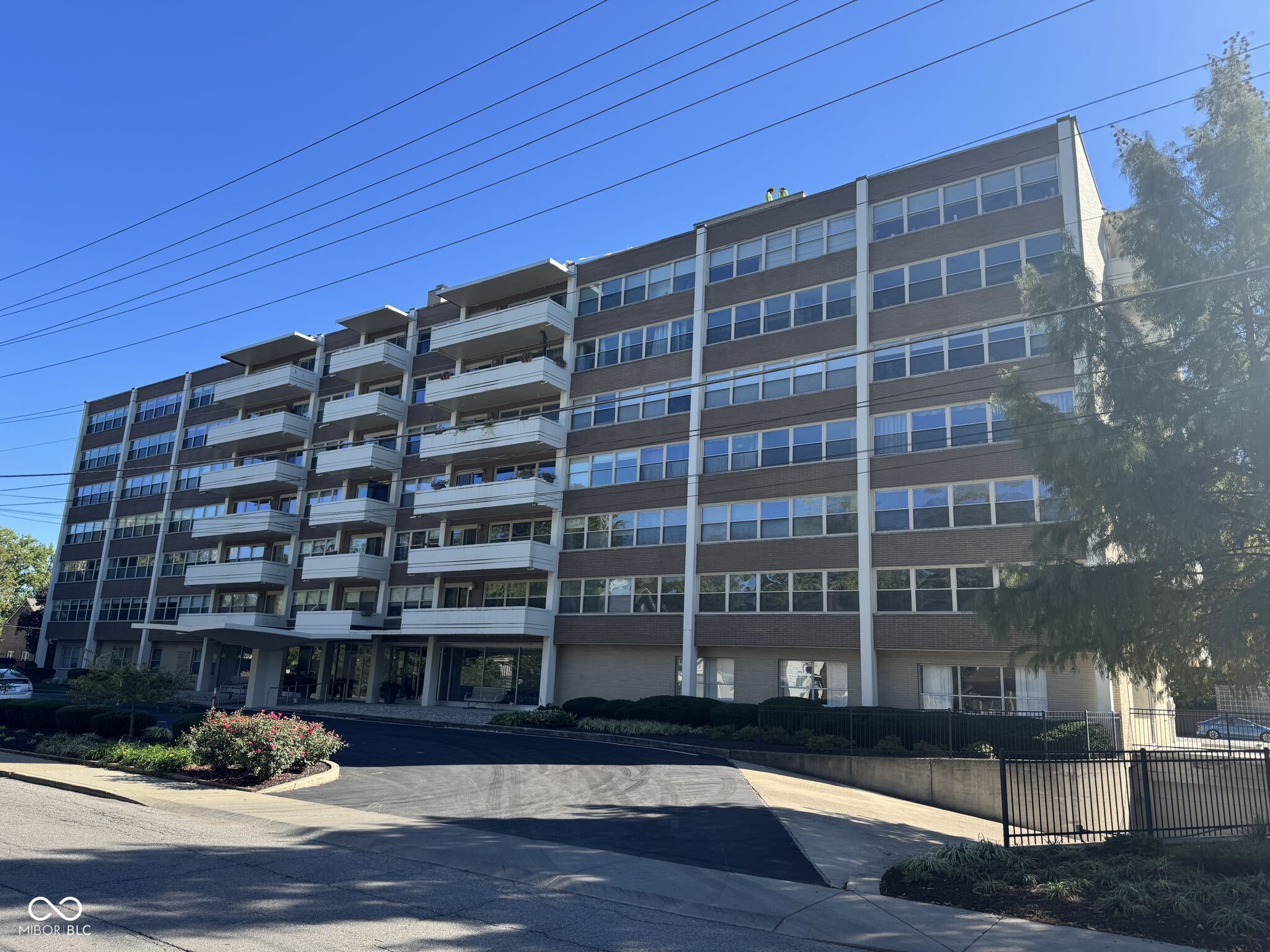 25 East 40th Street, Unit 5J Indianapolis, IN 46205 - Photo 1 of 21