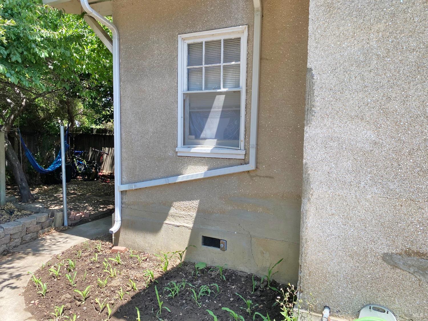 745 Jackson Street Fairfield, CA 94533 - Photo 19 of 72 a view of a house with a yard