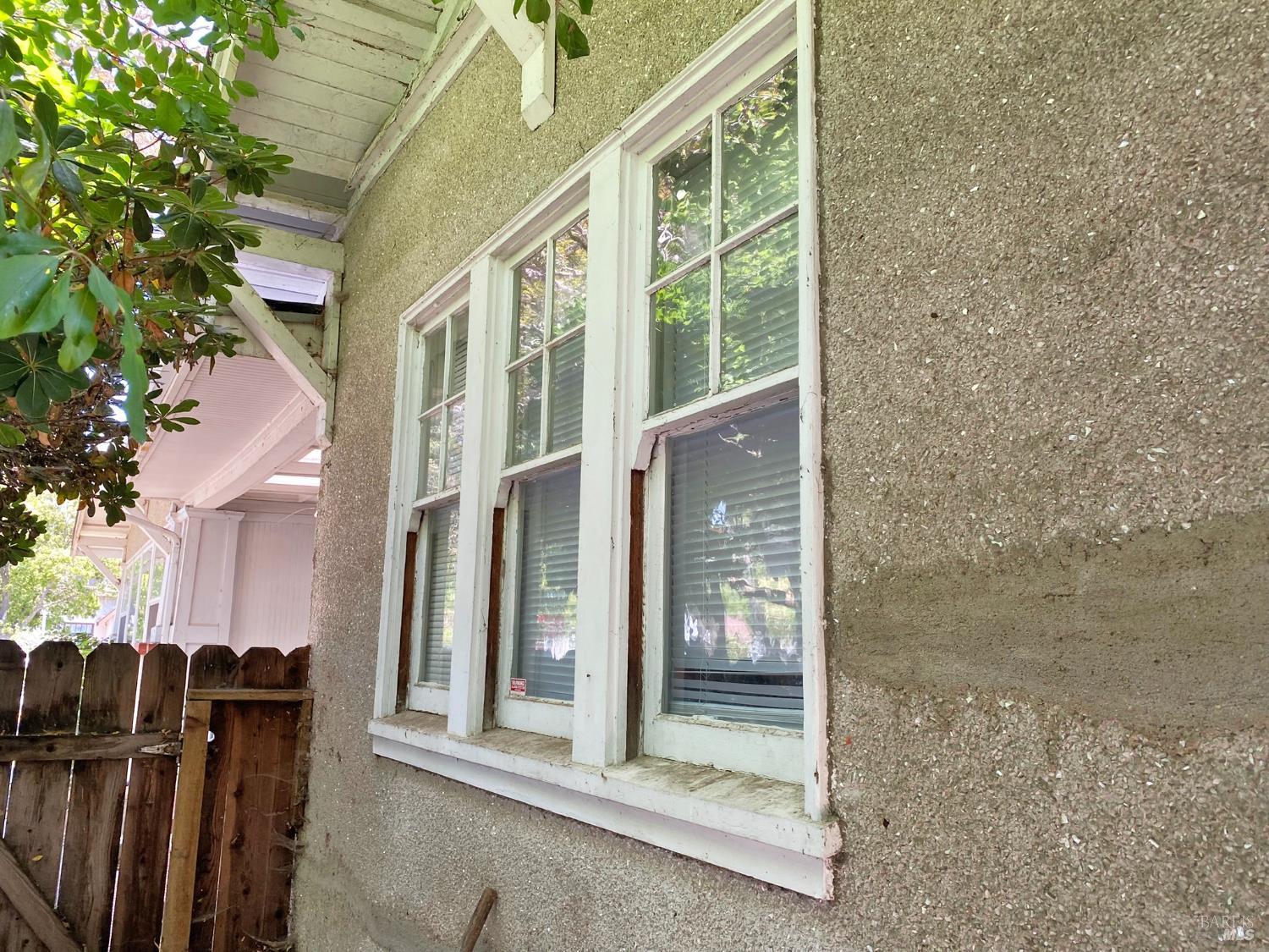 745 Jackson Street Fairfield, CA 94533 - Photo 21 of 72 a view of a brick buildings next to a yard