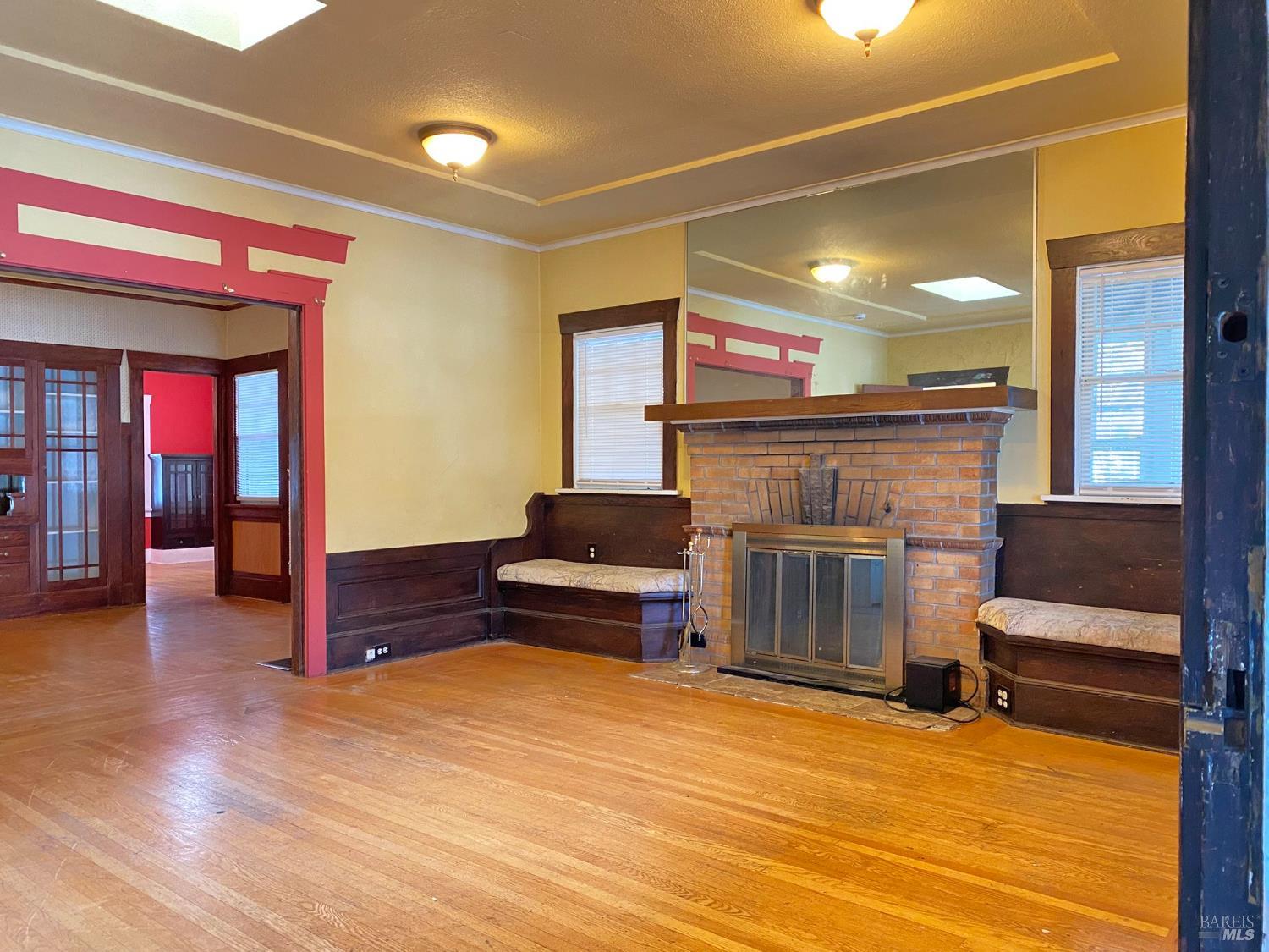 745 Jackson Street Fairfield, CA 94533 - Photo 28 of 72 a room with furniture and a flat screen tv