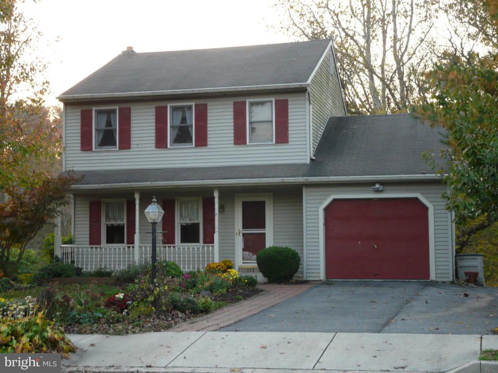 1817 Wilderness Road Lancaster, PA 17603 - Photo 1 of 29 Gallery Image 1