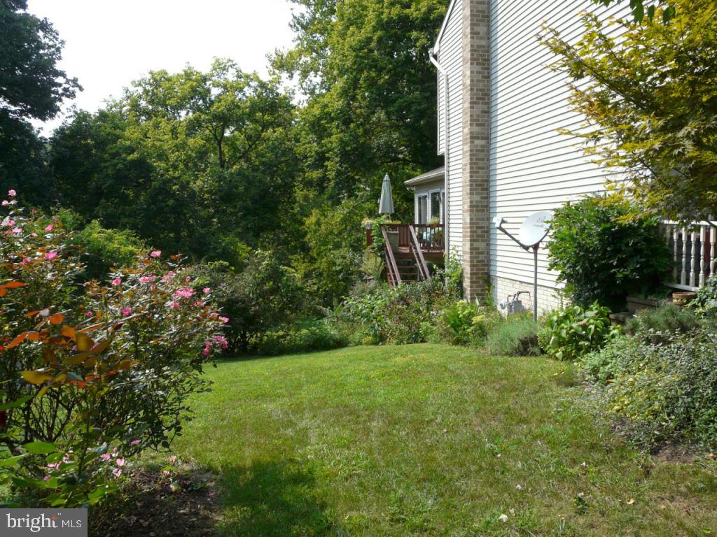 1817 Wilderness Road Lancaster, PA 17603 - Photo 3 of 29 Gallery Image 3