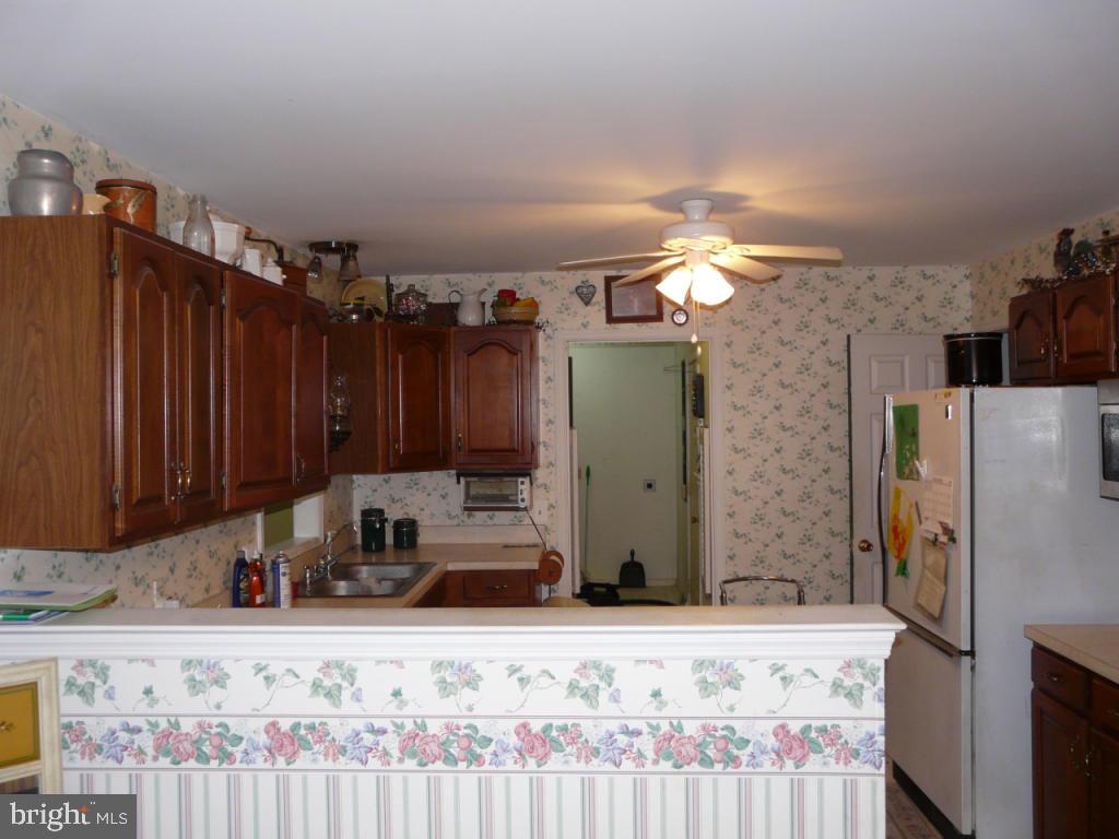 1817 Wilderness Road Lancaster, PA 17603 - Photo 10 of 29 Gallery Image 10