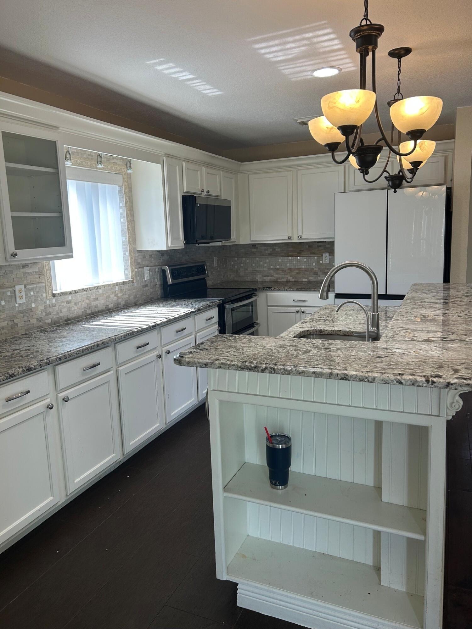 1019 Big Torch Street Riviera Beach, FL 33407 - Photo 5 of 38 2