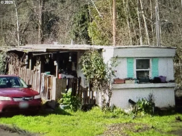 $189,000 | 1713 Southeast Mill Street, Roseburg, OR 97470