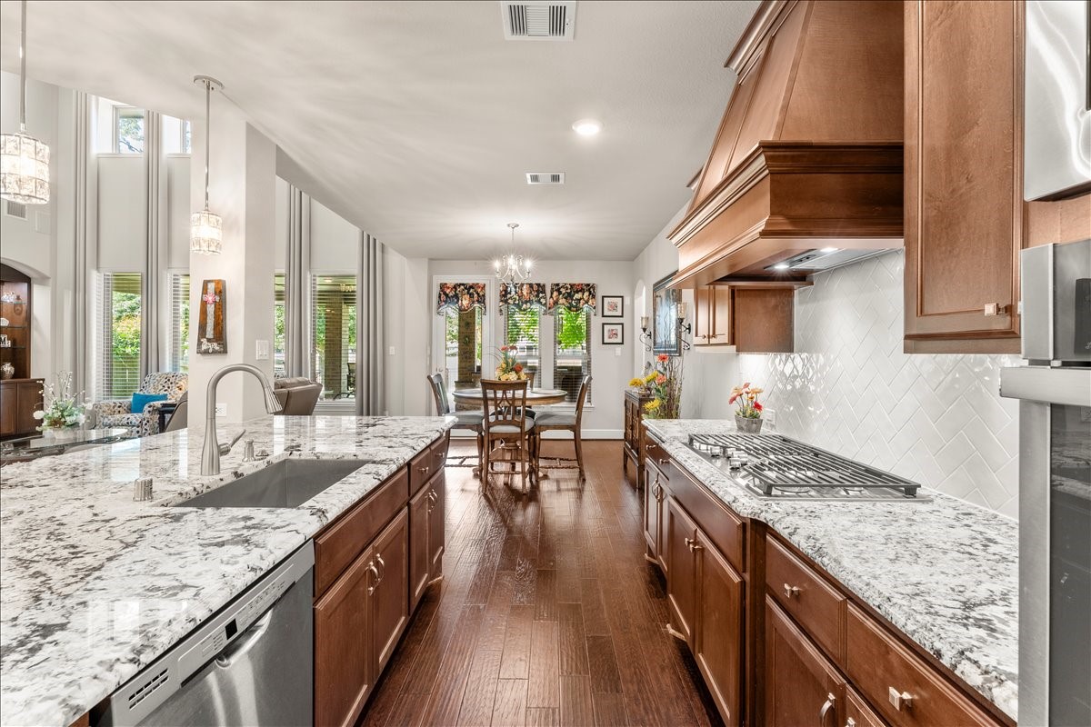 13402 Wedgewood Thicket Way Cypress, TX 77429 - Photo 14 of 49