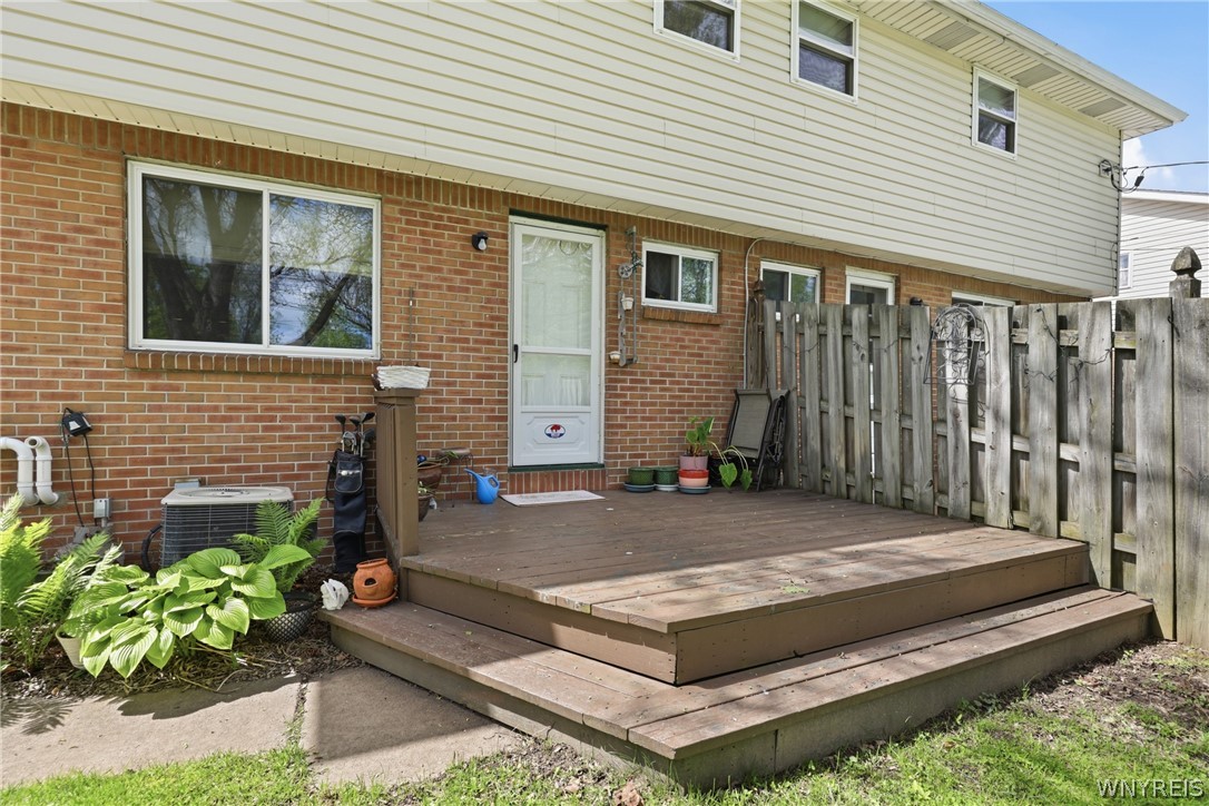 86 Patsy Lane Cheektowaga, NY 14043 - Photo 26 of 40 Rt. Side