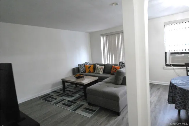 $179,000 | 106 Richbell Road, Unit B2, Mamaroneck, NY 10543