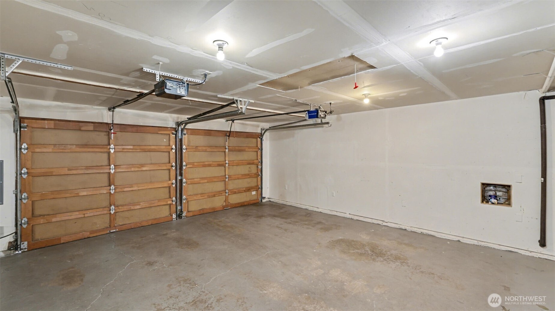 4613 Northeast 23rd Street Renton, WA 98059 - Photo 12 of 16