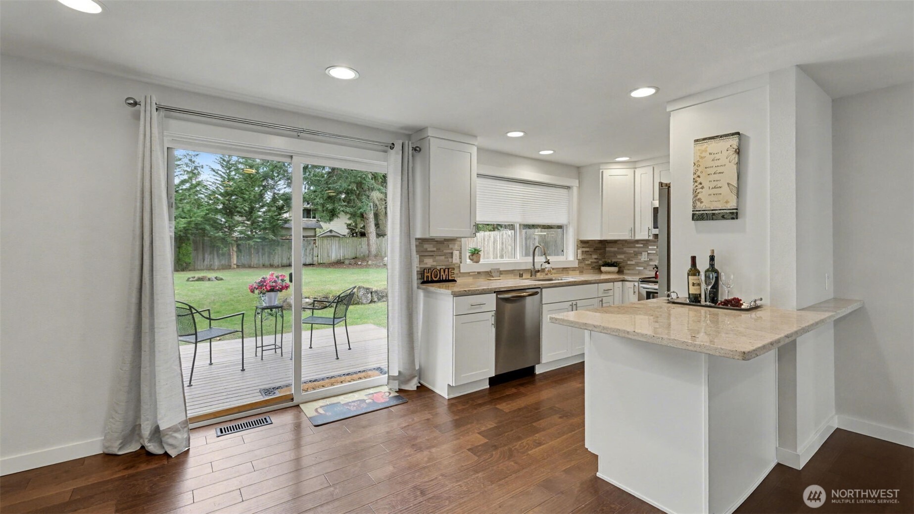 4613 Northeast 23rd Street Renton, WA 98059 - Photo 3 of 16