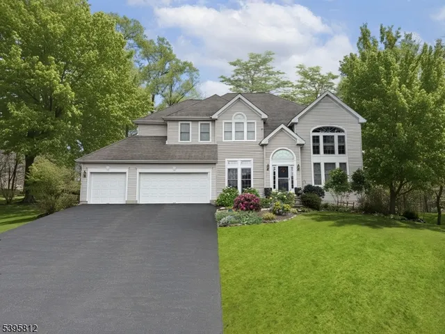 $649,900 | 5 Augusta Court, Newton, NJ 07860