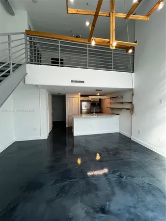 $3,300 | 7744 Collins Avenue, Unit 17, Miami Beach, FL 33141