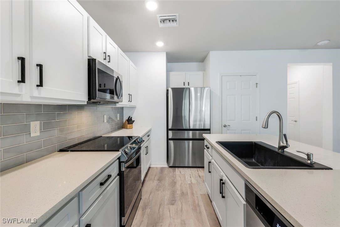 14965 Wildflower Circle Naples, FL 34119 - Photo 1 of 34