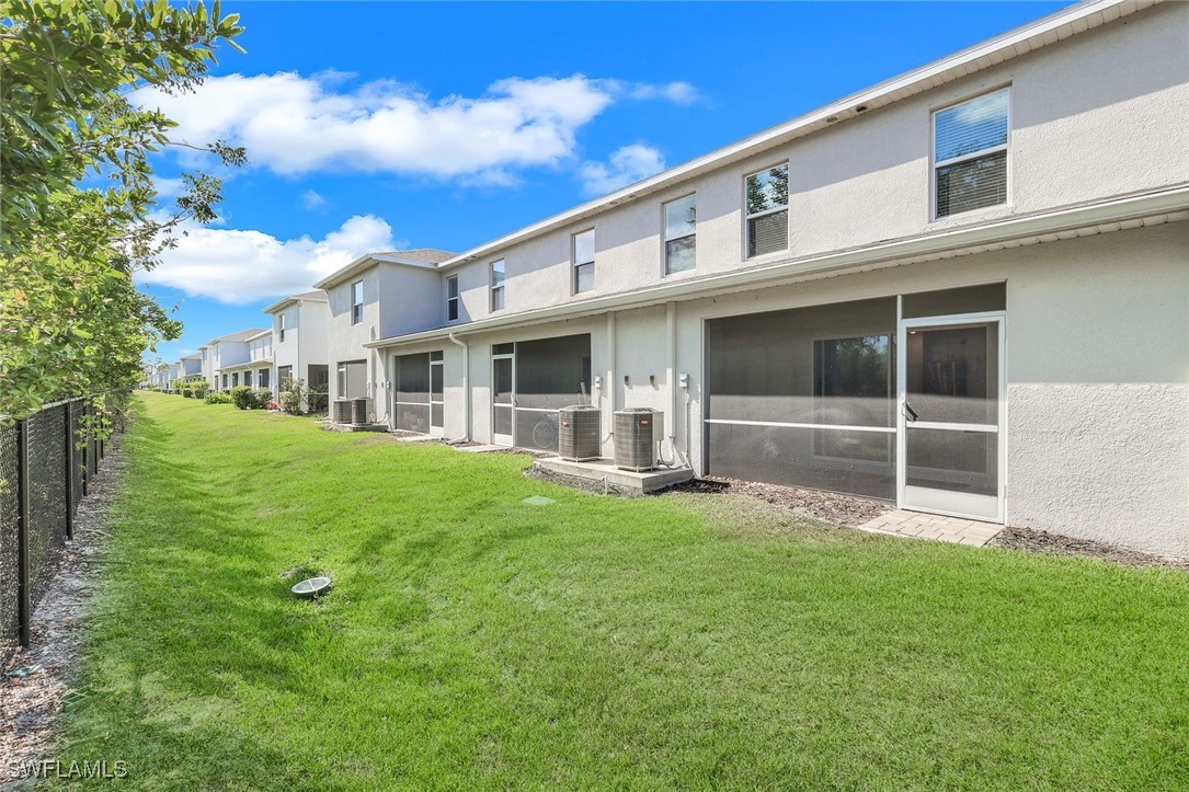 14965 Wildflower Circle Naples, FL 34119 - Photo 20 of 34