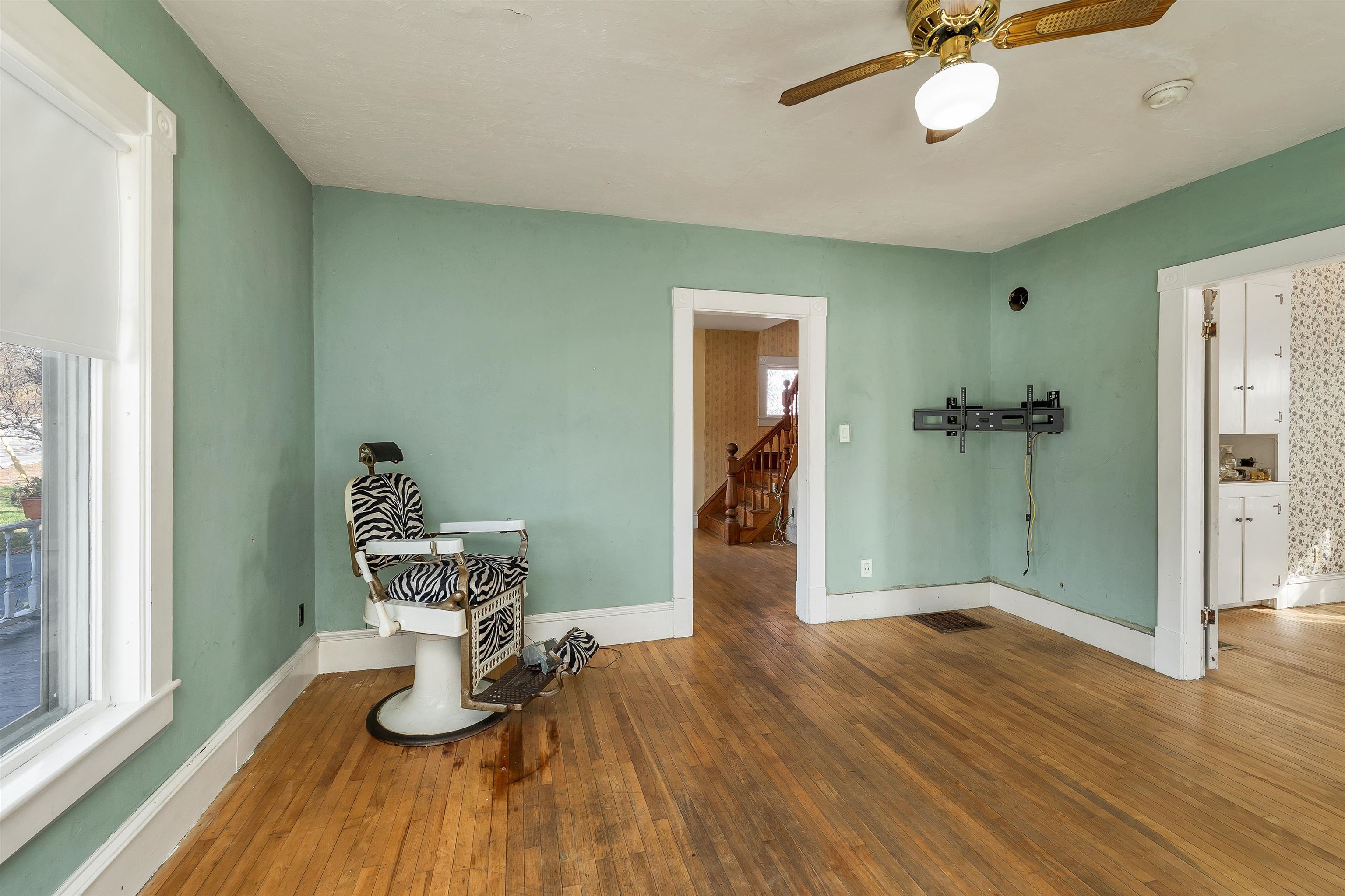 124 East Main Street Tilton, NH 03276 - Photo 12 of 36