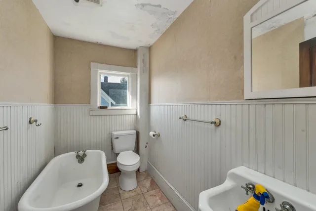 $460,000 | 124 East Main Street, Tilton, NH 03276