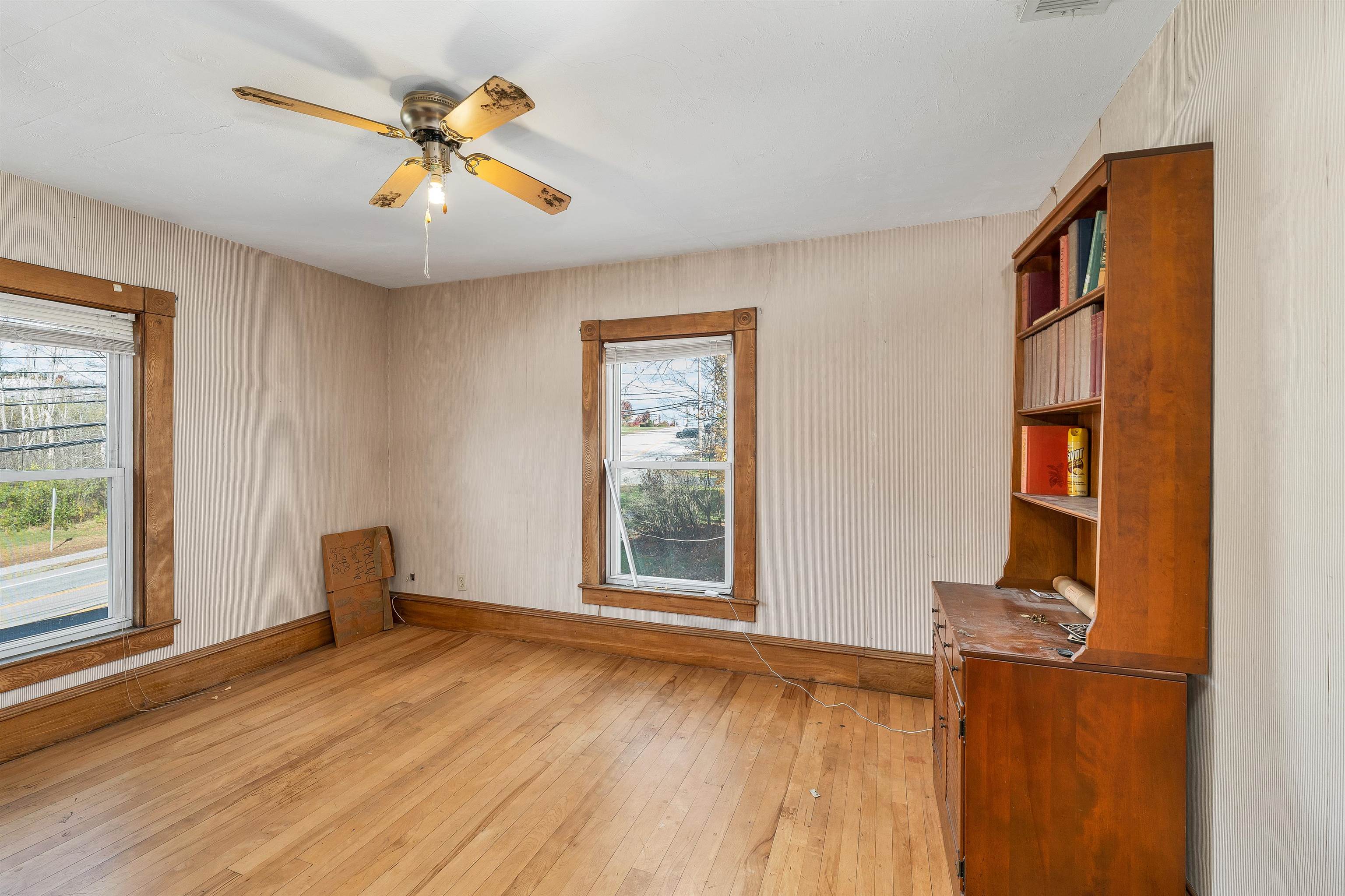 124 East Main Street Tilton, NH 03276 - Photo 21 of 36