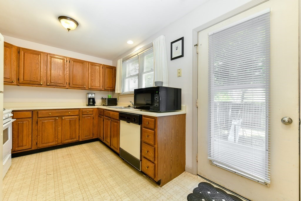 2 Mt Calvary Road, Unit 2 Boston, MA 02131 - Photo 9 of 30