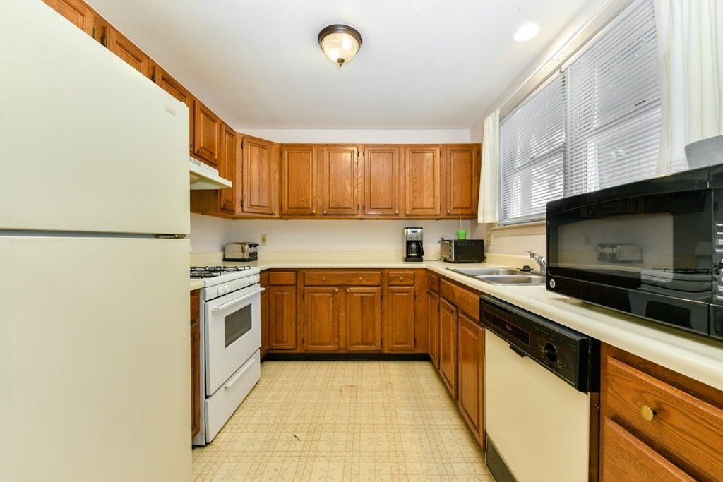 2 Mt Calvary Road, Unit 2 Boston, MA 02131 - Photo 10 of 30