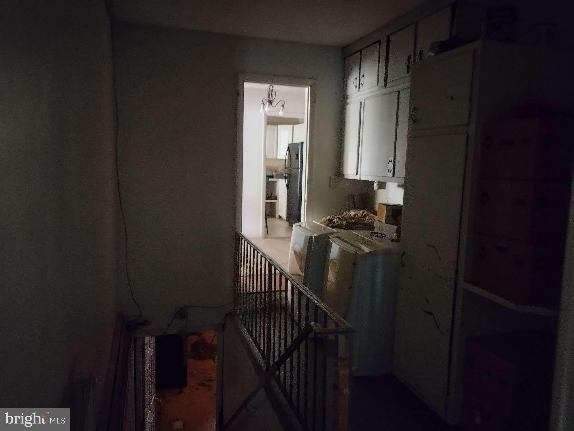 701 Drexel Road Harrisburg, PA 17109 - Photo 6 of 20 a view of a livingroom with furniture