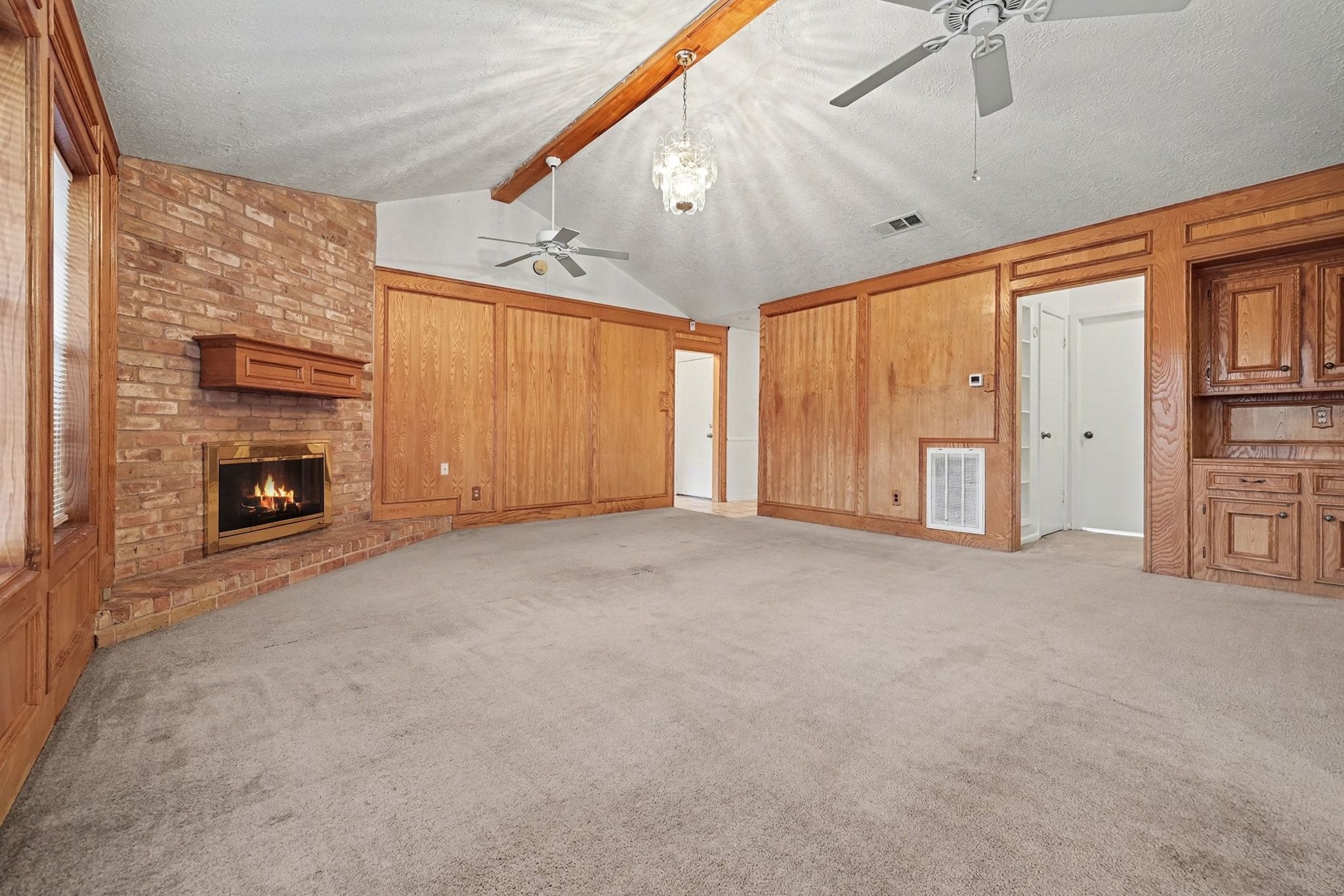 1510 South 3rd Street Conroe, TX 77301 - Photo 5 of 16