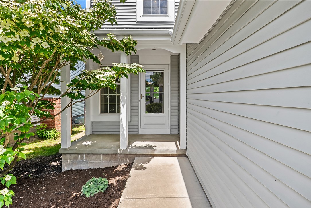 102 Cranbrook Terrace Webster, NY 14580 - Photo 3 of 22