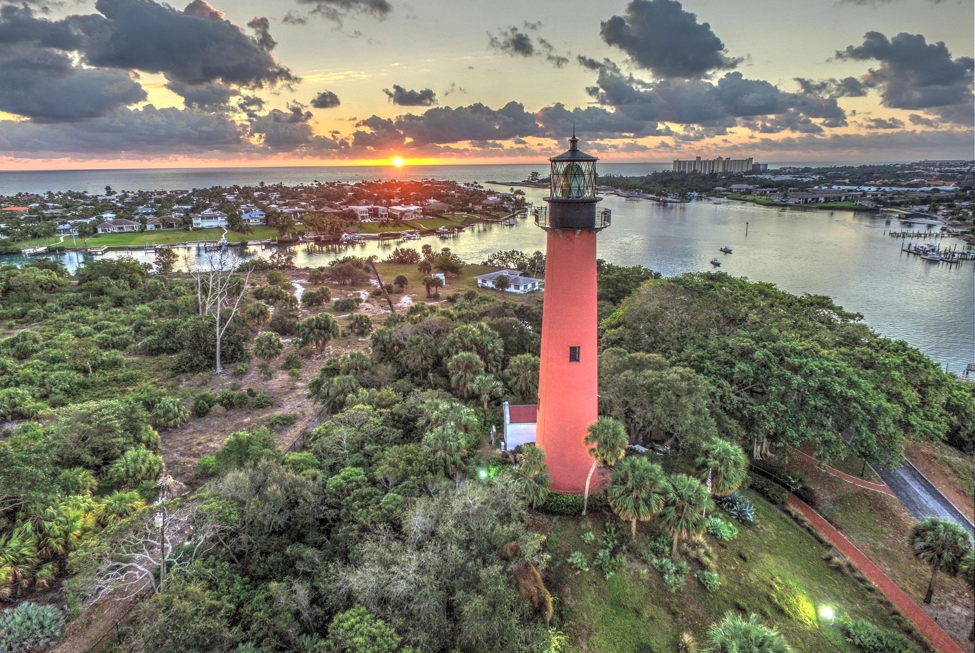 18784 Falcon Way Jupiter, FL 33458 - Photo 46 of 47 a city view with a lake