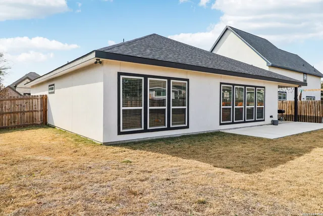 a view of a house with a outdoor space