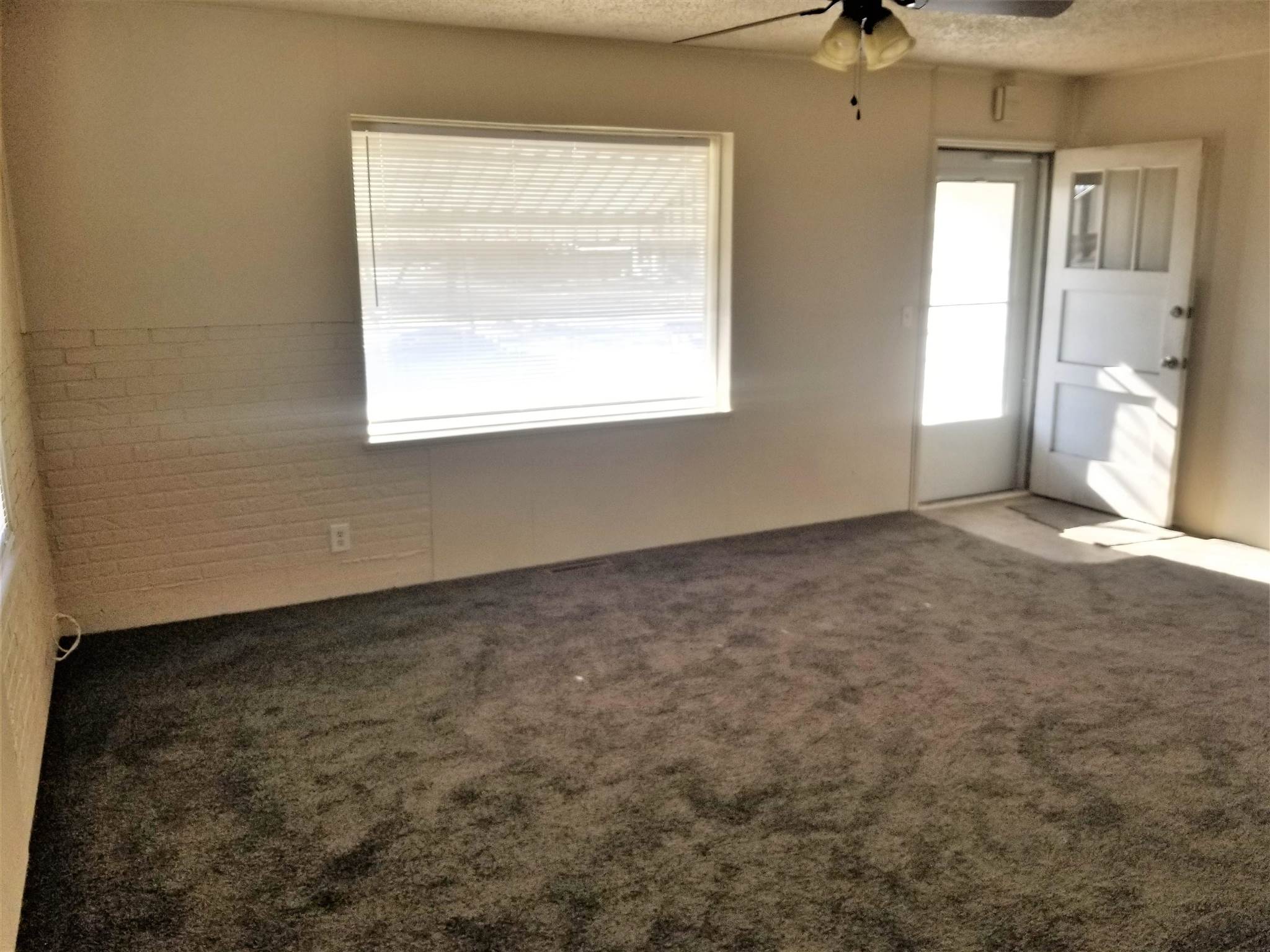 407 East Graves Road Spokane, WA 99218 - Photo 4 of 8