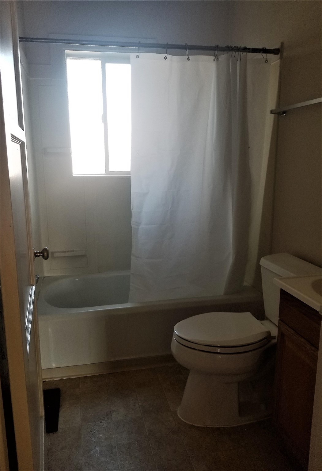 407 East Graves Road Spokane, WA 99218 - Photo 6 of 8