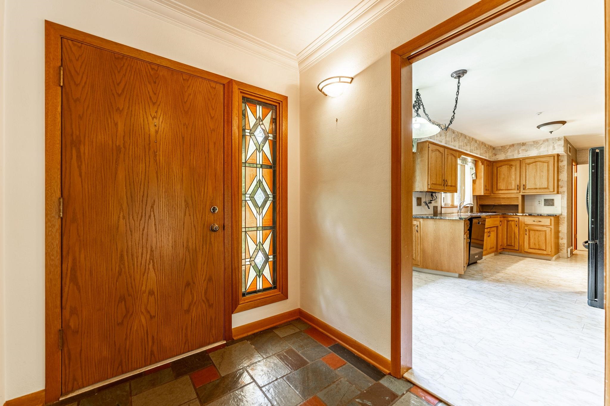 4011 Guilford Road Rockford, IL 61107 - Photo 6 of 42 Gallery Image 6