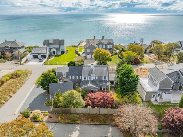 $2,400,000 | 28 Shore Road, West Harwich, MA 02671