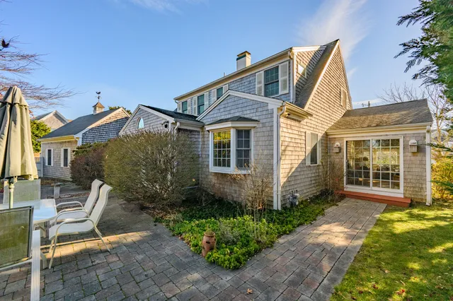 $2,400,000 | 28 Shore Road, West Harwich, MA 02671