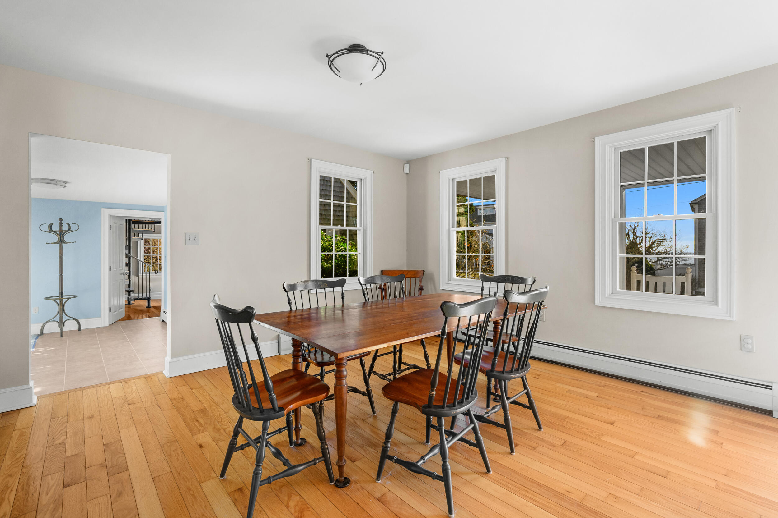 28 Shore Road West Harwich, MA 02671 - Photo 5 of 37 DSC_3891