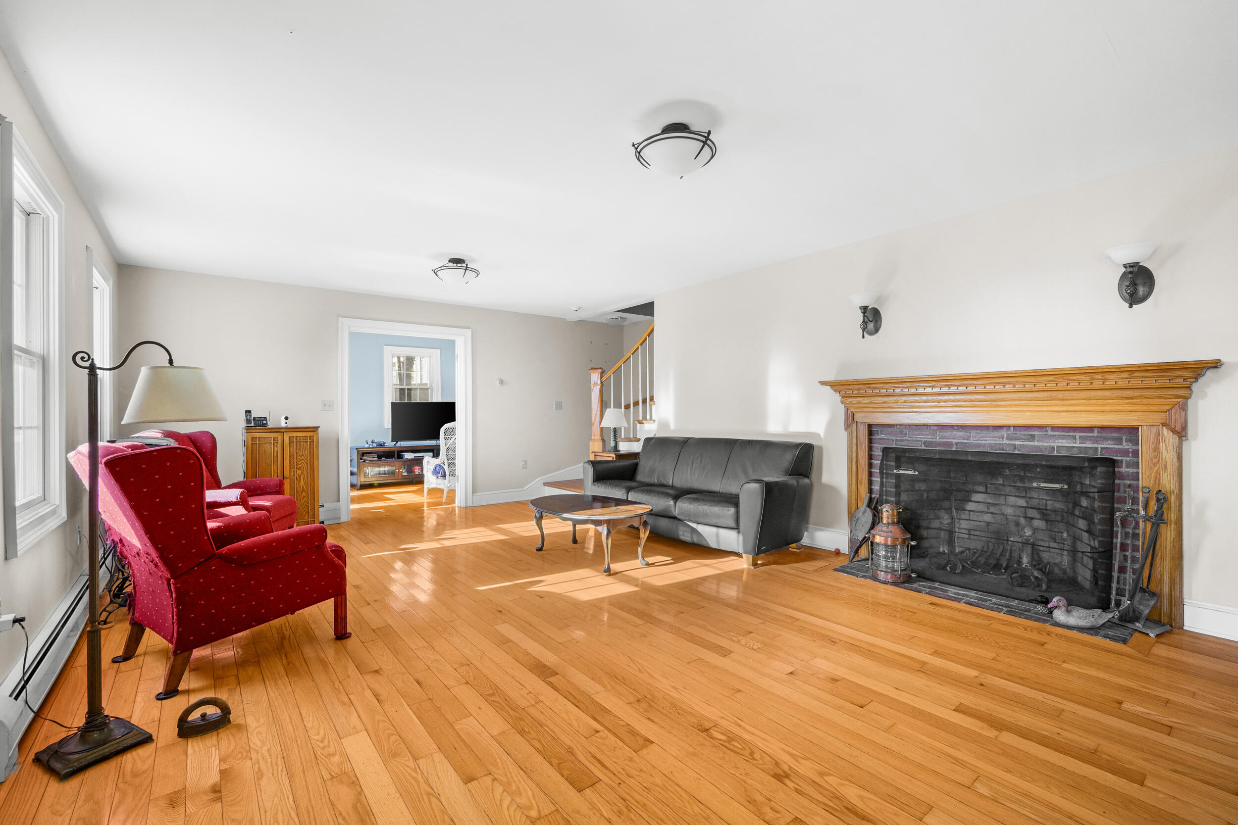 28 Shore Road West Harwich, MA 02671 - Photo 6 of 37 DSC_3897