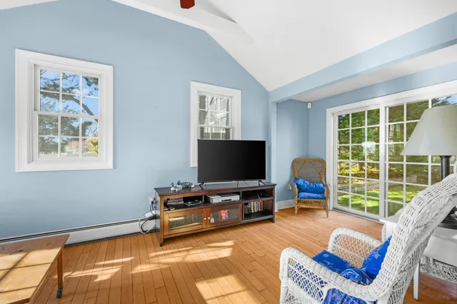 $2,400,000 | 28 Shore Road, West Harwich, MA 02671