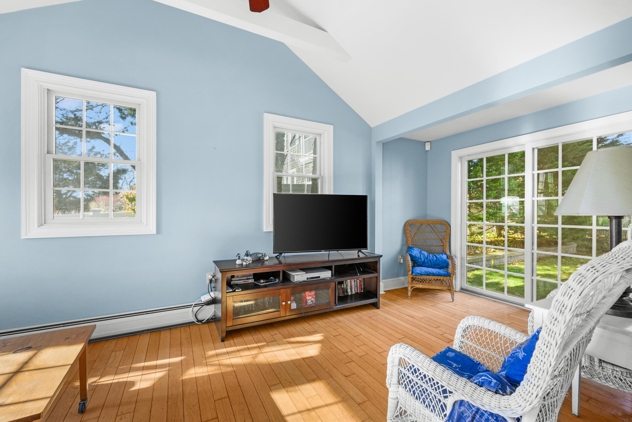 28 Shore Road West Harwich, MA 02671 - Photo 8 of 37 DSC_3906