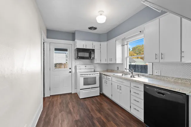 $349,900 | 1214 West Kiernan Avenue, Spokane, WA 99205