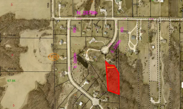 a view of walk in closet