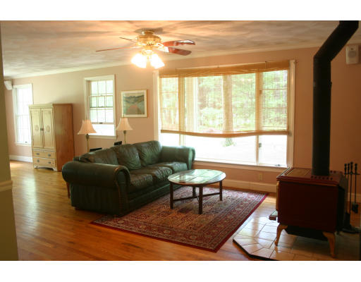 11 Woodland Road Dover, MA 02030 - Photo 5 of 13 Gallery Image 5