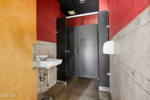 $1,190,000 | 82 North Pearl Street, Albany, NY 12210