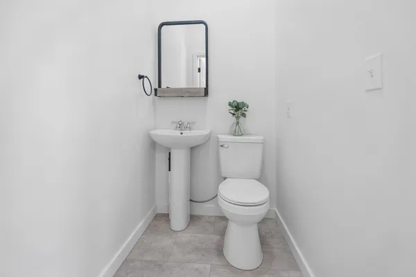 $215,000 | 228 East Maple Street, Dresden, TN 38225