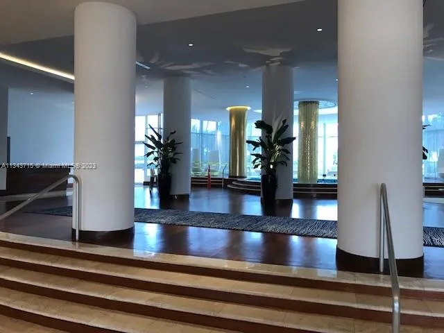 $1,025,000 | 5151 Collins Avenue, Unit 1119, Miami Beach, FL 33140