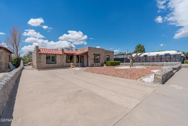 $309,900 | 3711 North Stanton Street, El Paso, TX 79902
