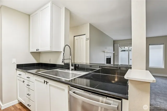 $425,000 | 12303 Harbour Pointe Boulevard, Unit W101, Mukilteo, WA 98275