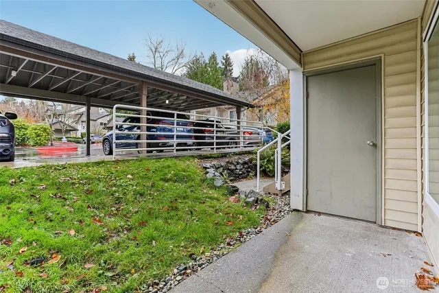 $425,000 | 12303 Harbour Pointe Boulevard, Unit W101, Mukilteo, WA 98275