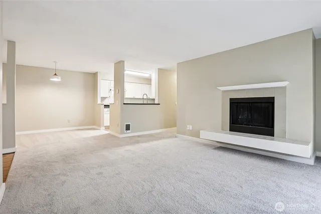 $425,000 | 12303 Harbour Pointe Boulevard, Unit W101, Mukilteo, WA 98275