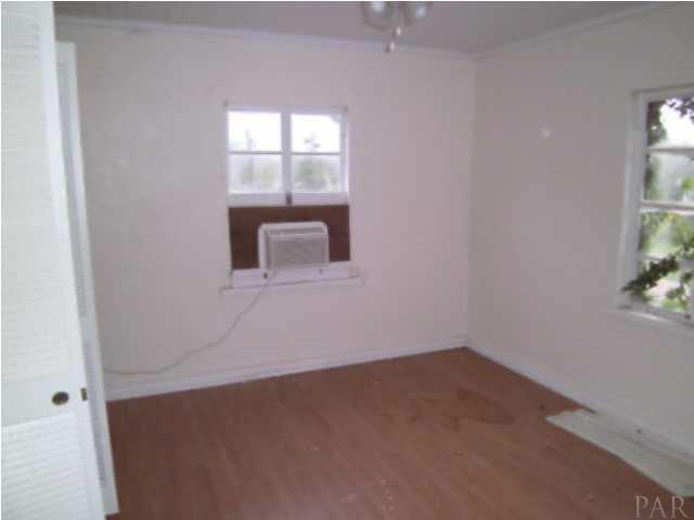 810 Barth Road Molino, FL 32577 - Photo 14 of 16 another bedroom