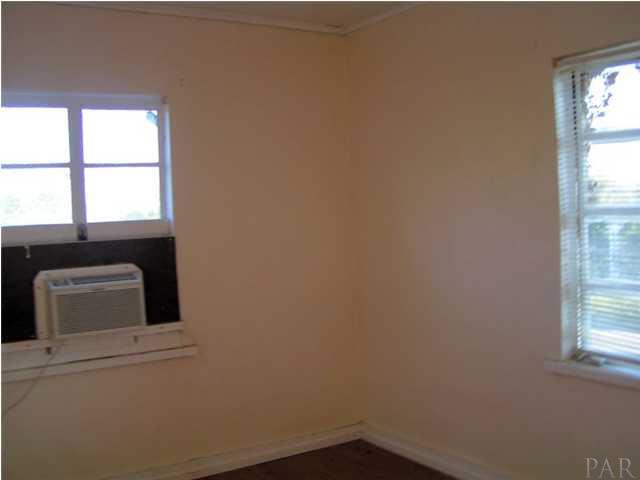 810 Barth Road Molino, FL 32577 - Photo 2 of 16 Gallery Image 2